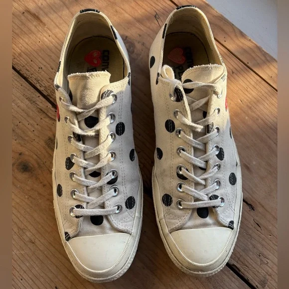 Comme des Garcons PLAY x Converse Sneakers with Black Dots - Picture 3 of 13